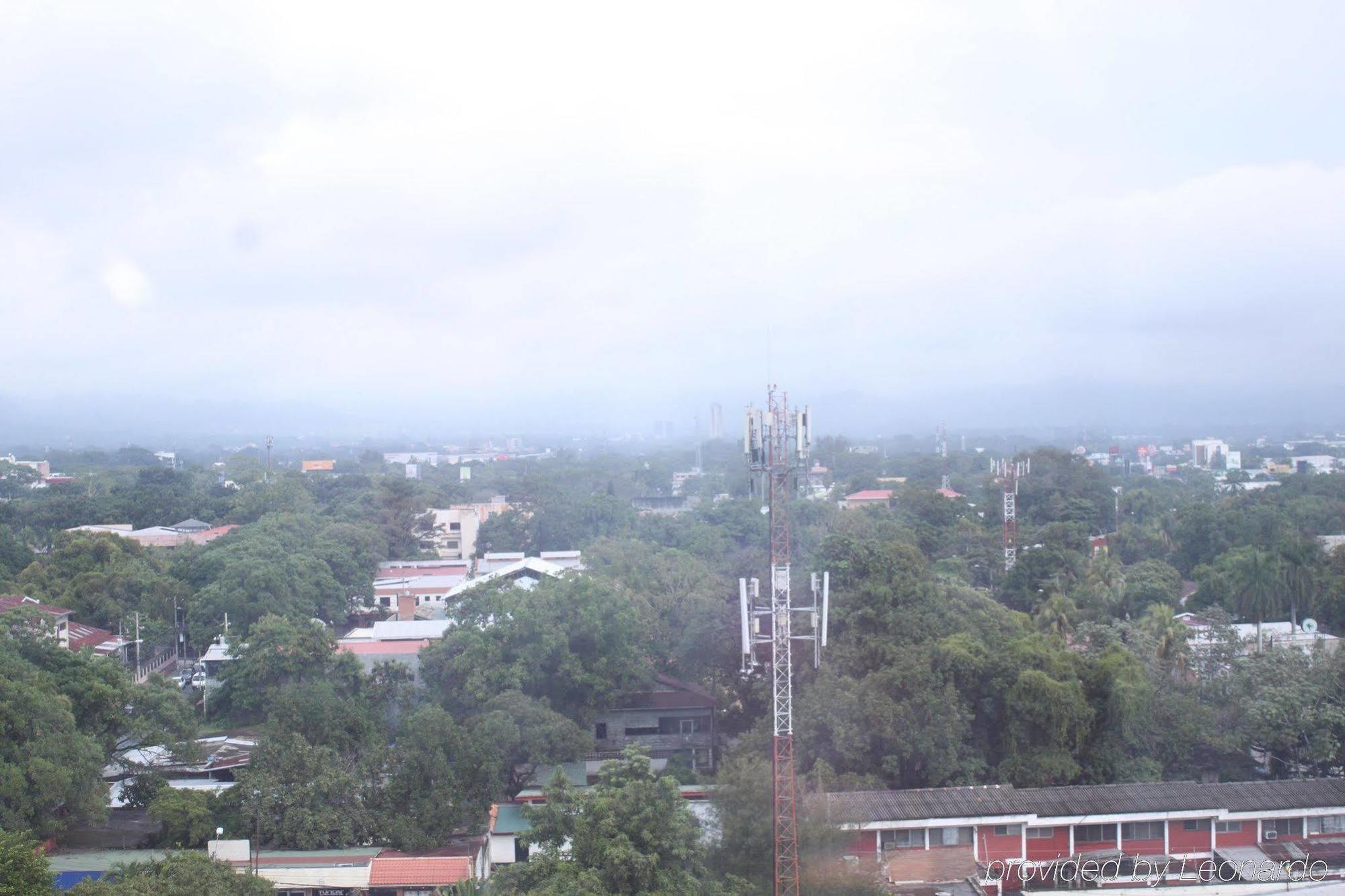 Crowne Plaza San Pedro Sula Hotell Exteriör bild